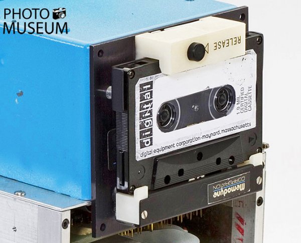 Как появилась первая цифровая камера (6 фото)