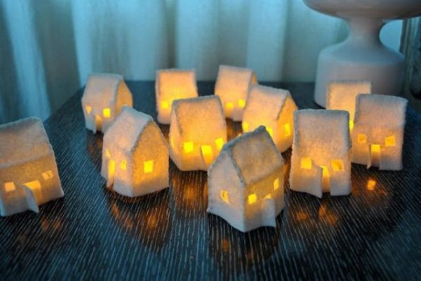 Делаем новогодние украшения своими руками (50 фото)