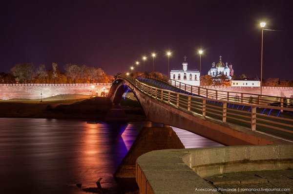 Прогулка по ночному Новгороду (21 фото) Прогулка по ночному Новгороду (21 фото)