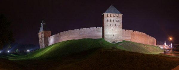 Прогулка по ночному Новгороду (21 фото) Прогулка по ночному Новгороду (21 фото)