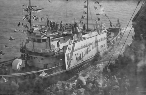 Снимки, сделанные неизвестным солдатом во времена Второй мировой войны (21 фото) Снимки, сделанные неизвестным солдатом во времена Второй мировой войны (21 фото)