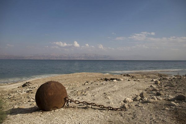 Прогулка по побережью Мертвого моря (14 фото)