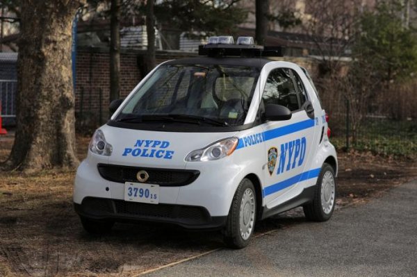 Новая машина полиции Нью-Йорка (3 фото)