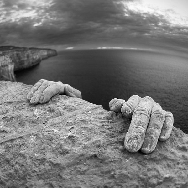 Фотографии альпинистов, вдохновляющие на покорение вершин (14 фото) Фотографии альпинистов, вдохновляющие на покорение вершин (14 фото)