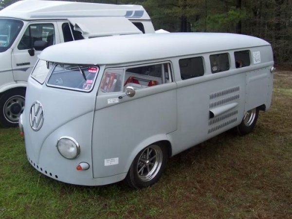 VW Bus с двигателем мощностью 600 лошадей (23 фото+1 видео) VW Bus с двигателем мощностью 600 лошадей (23 фото+1 видео)