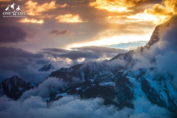 Восхождение в Непале на гору Island Peak (40 фото)