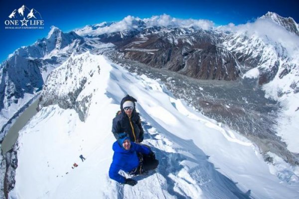 Восхождение в Непале на гору Island Peak (40 фото)