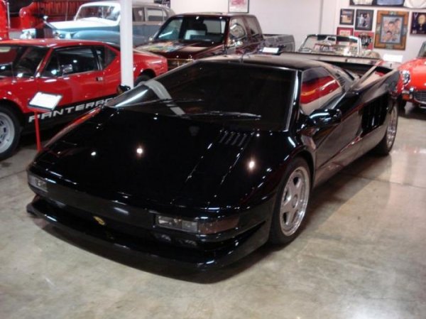 Созданная для кинематографа - Cizeta Moroder V16T (15 фото)