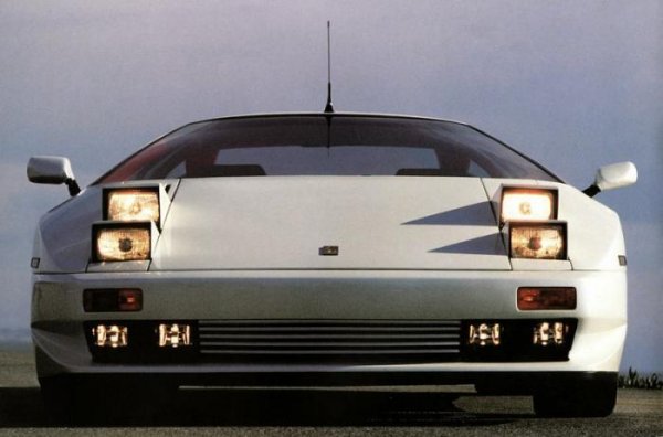Созданная для кинематографа - Cizeta Moroder V16T (15 фото)