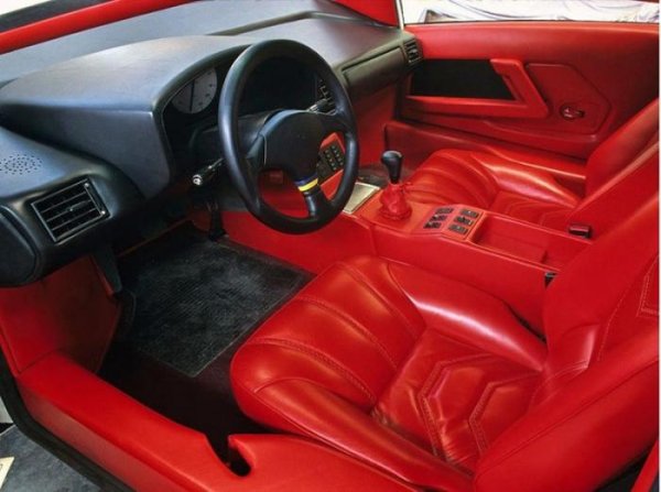Созданная для кинематографа - Cizeta Moroder V16T (15 фото)