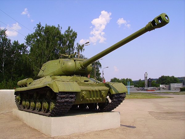 Семь лучших отечественных танков (8 фото)
