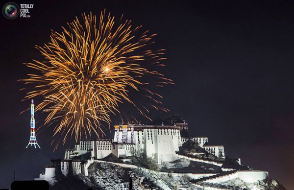 Как отпраздновали Китайский Новый год 2015 (30 фото) Как отпраздновали Китайский Новый год 2015 (30 фото)