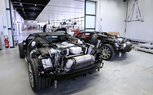 История создания и успеха Bugatti Veyron (28 фото) История создания и успеха Bugatti Veyron (28 фото)
