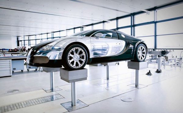 История создания и успеха Bugatti Veyron (28 фото) История создания и успеха Bugatti Veyron (28 фото)