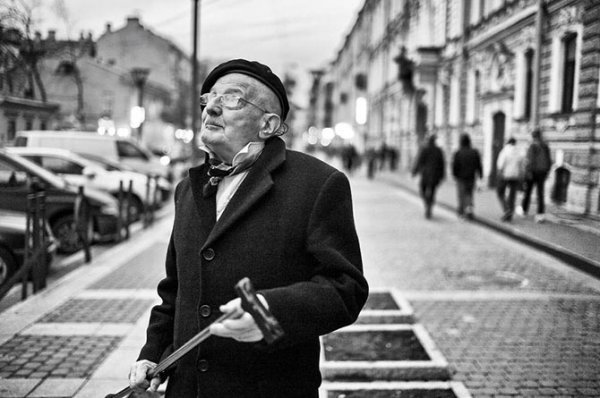 Мечты и профессии россиян от года до 100 лет (25 фото)