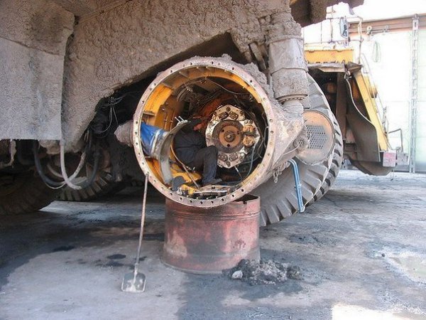 Автомобильные приколы. Часть 111 (31 фото) Автомобильные приколы. Часть 111 (31 фото)