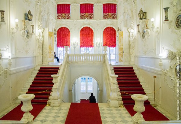 Экскурсия по Большому Екатерининскому дворецу (27 фото)