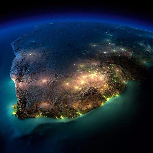 Захватывающий вид на Землю из космоса (10 фото)